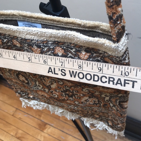 International rugs Persian rug style purse with tassels - Picture 9 of 9